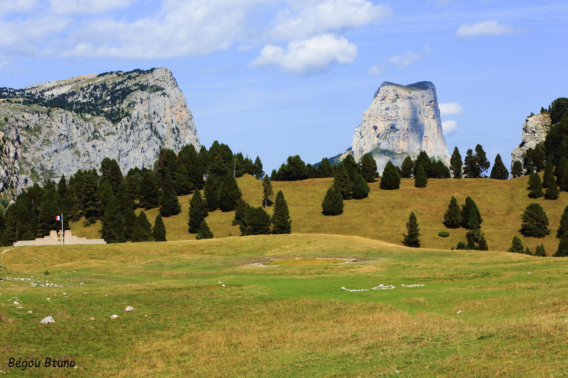 24 BB Mémorial de la Résistance et Mont-Aiguille (Chichilianne)