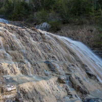 Cascade dans le cirque de Combe Laval