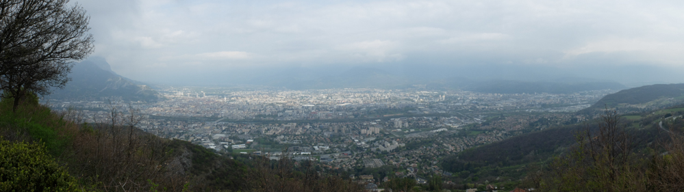 Site de la Tour sans venin à Saint nizier... Vue sur Grenoble