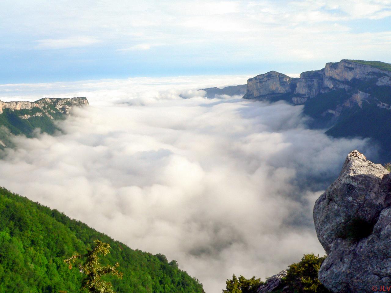 Du Revoulat - Grands Goulets dans les nuages