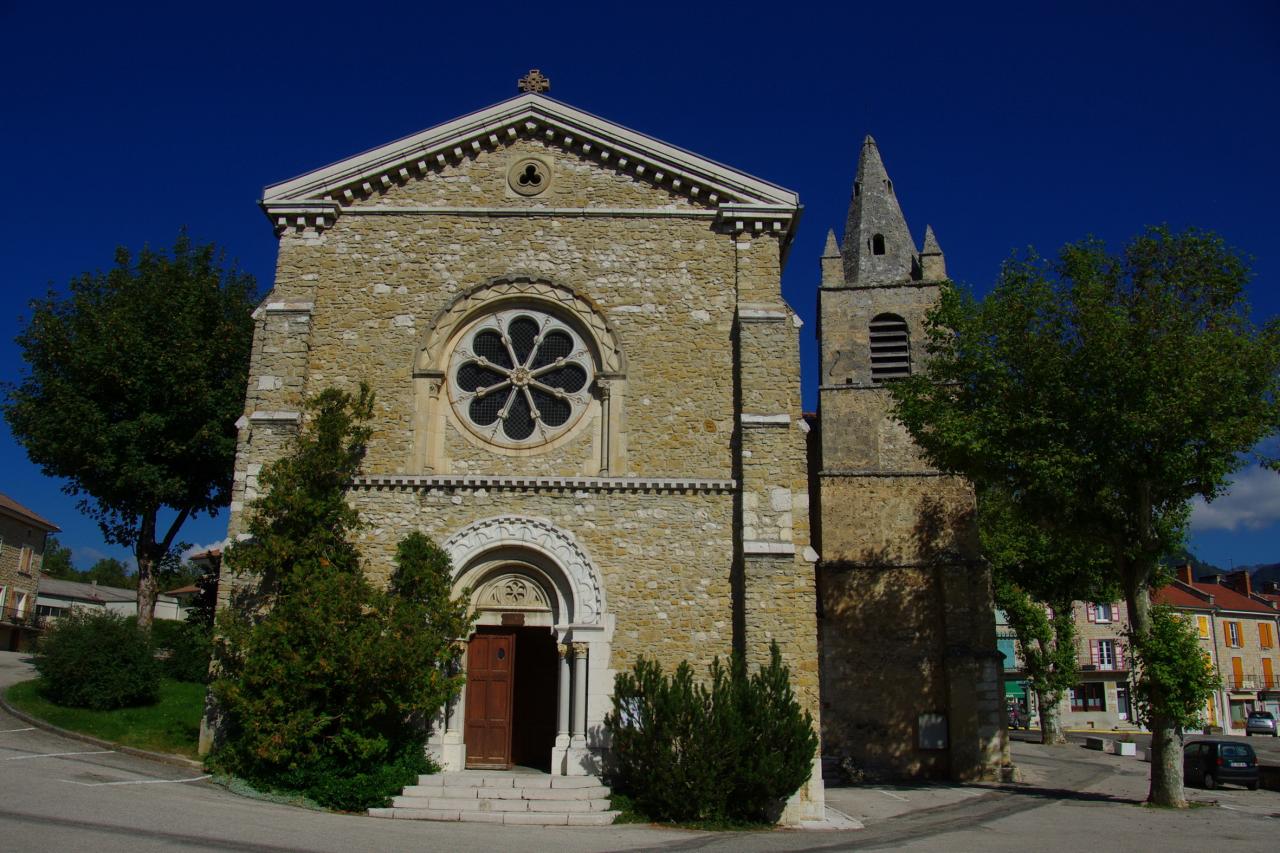 eglise la chapelle (72)