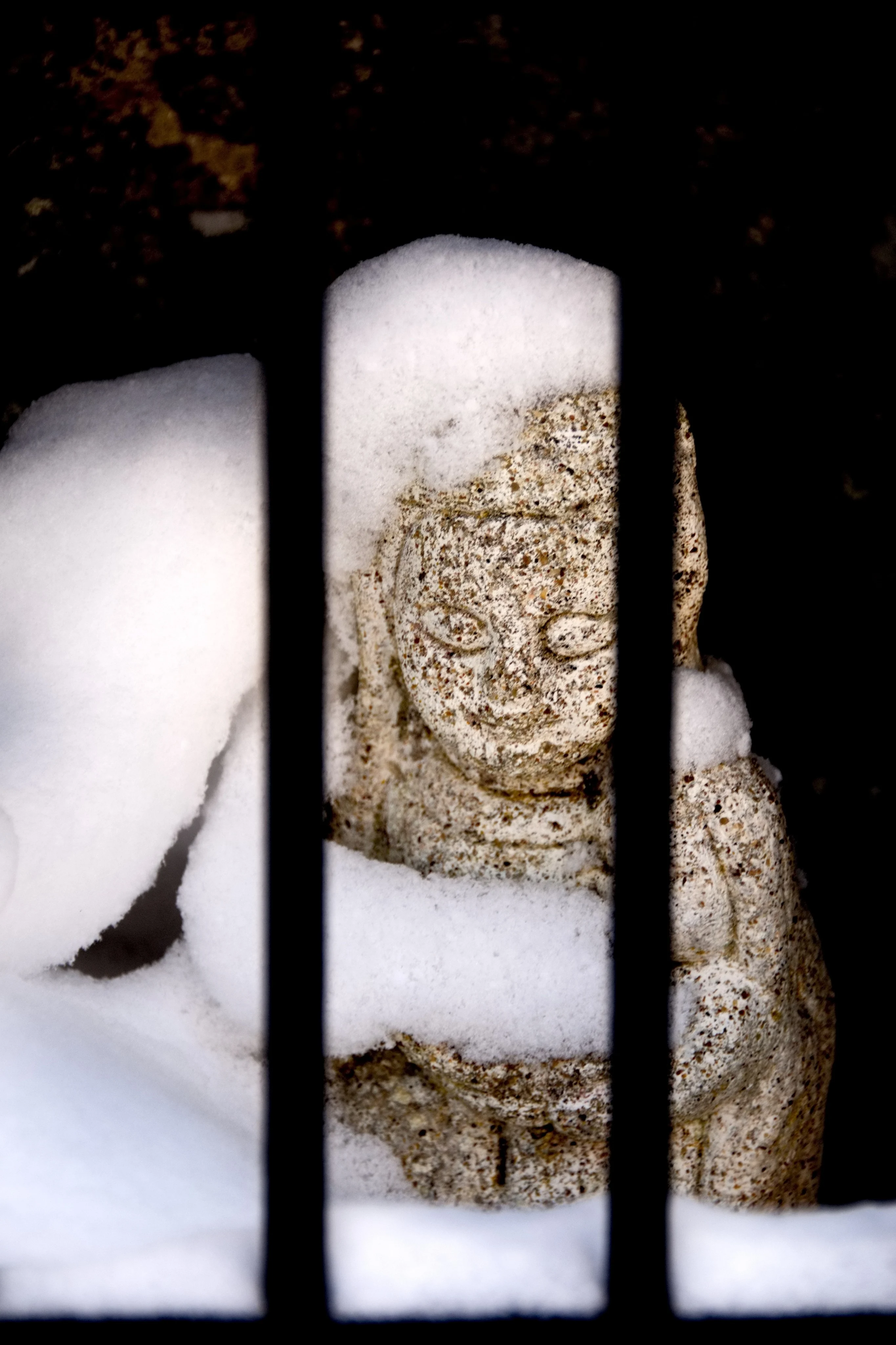 Jyg1 statue enneigee c est ou 