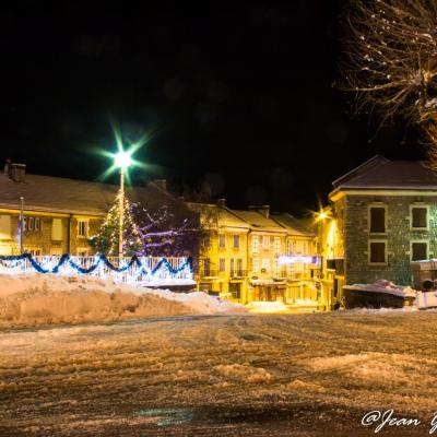 La nuit sous la neige