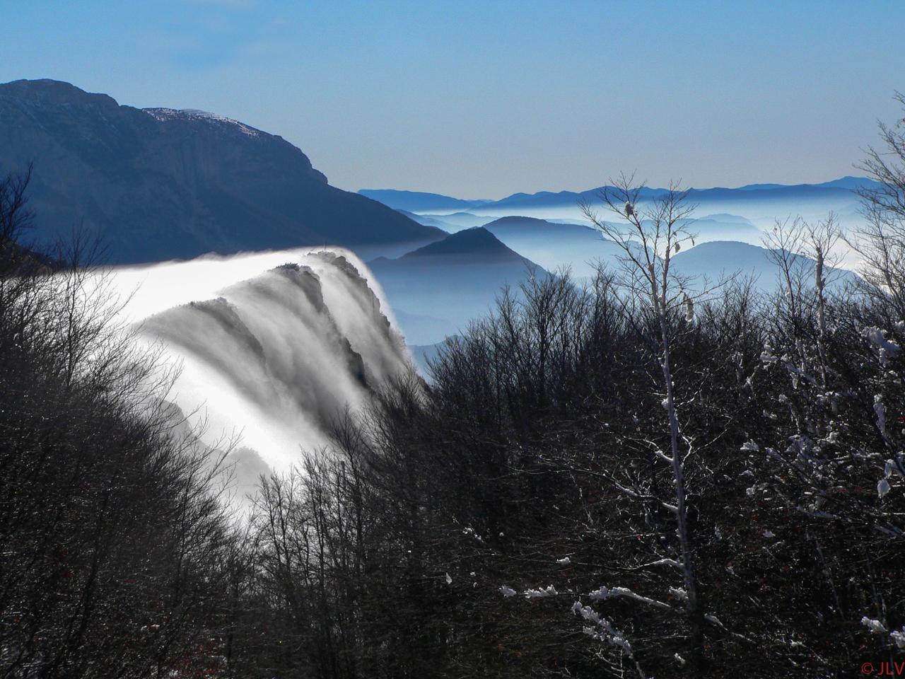 le col du rousset sous les nuages