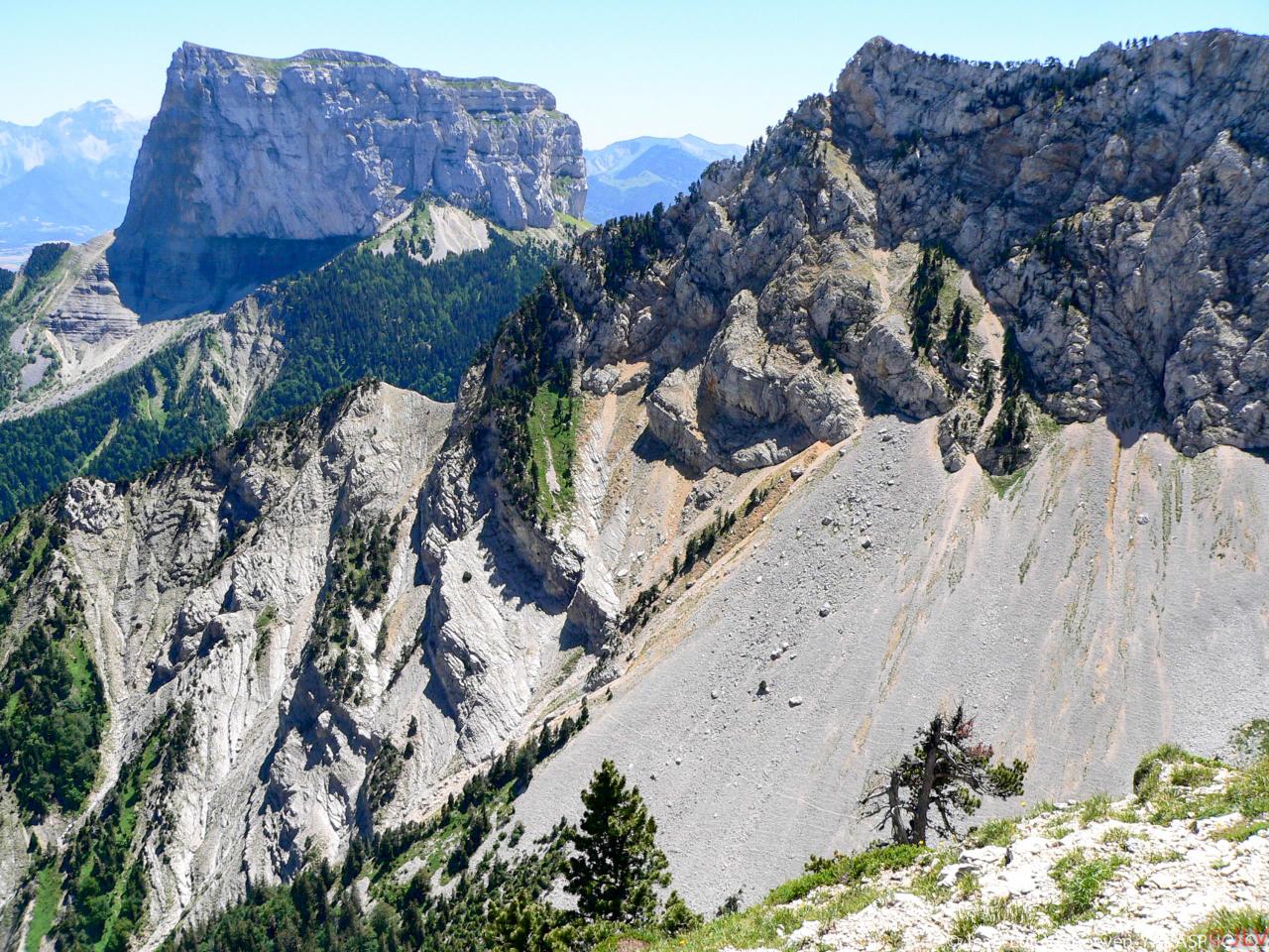 Mont Aiguille et pas des Bachassons