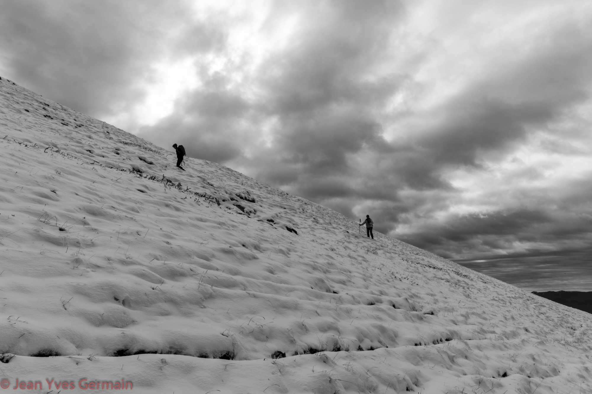 Première neige sur le pic de l'Aiblette en venant du col de Vassieux