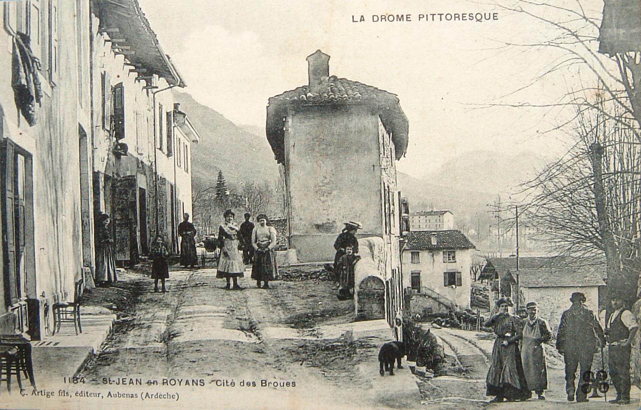 Saint Jean en Royans Cité des Broues