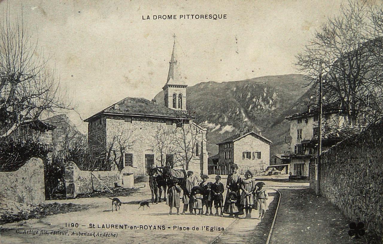 Saint Laurent en Royans Place de de l'Eglise