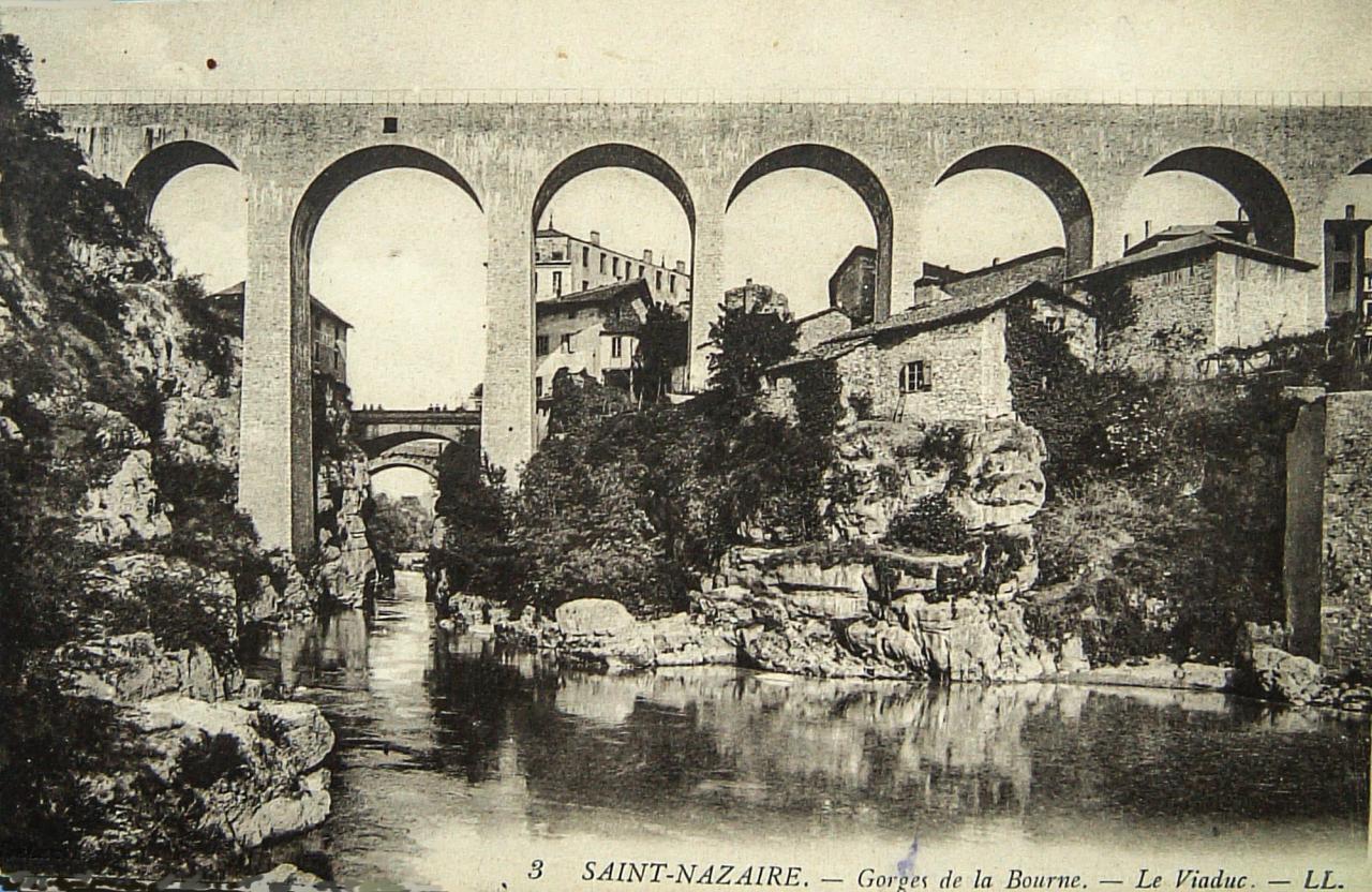 Saint Nazaire en Royans Gorges de la Bourne, le viaduc