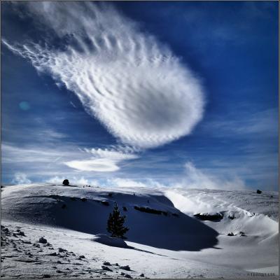 Thierrylth meteoritenuageuse carre