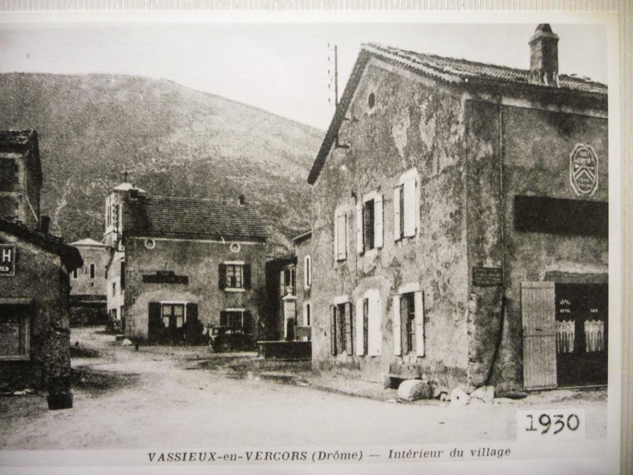 Intérieur du village de Vassieux en Vercors