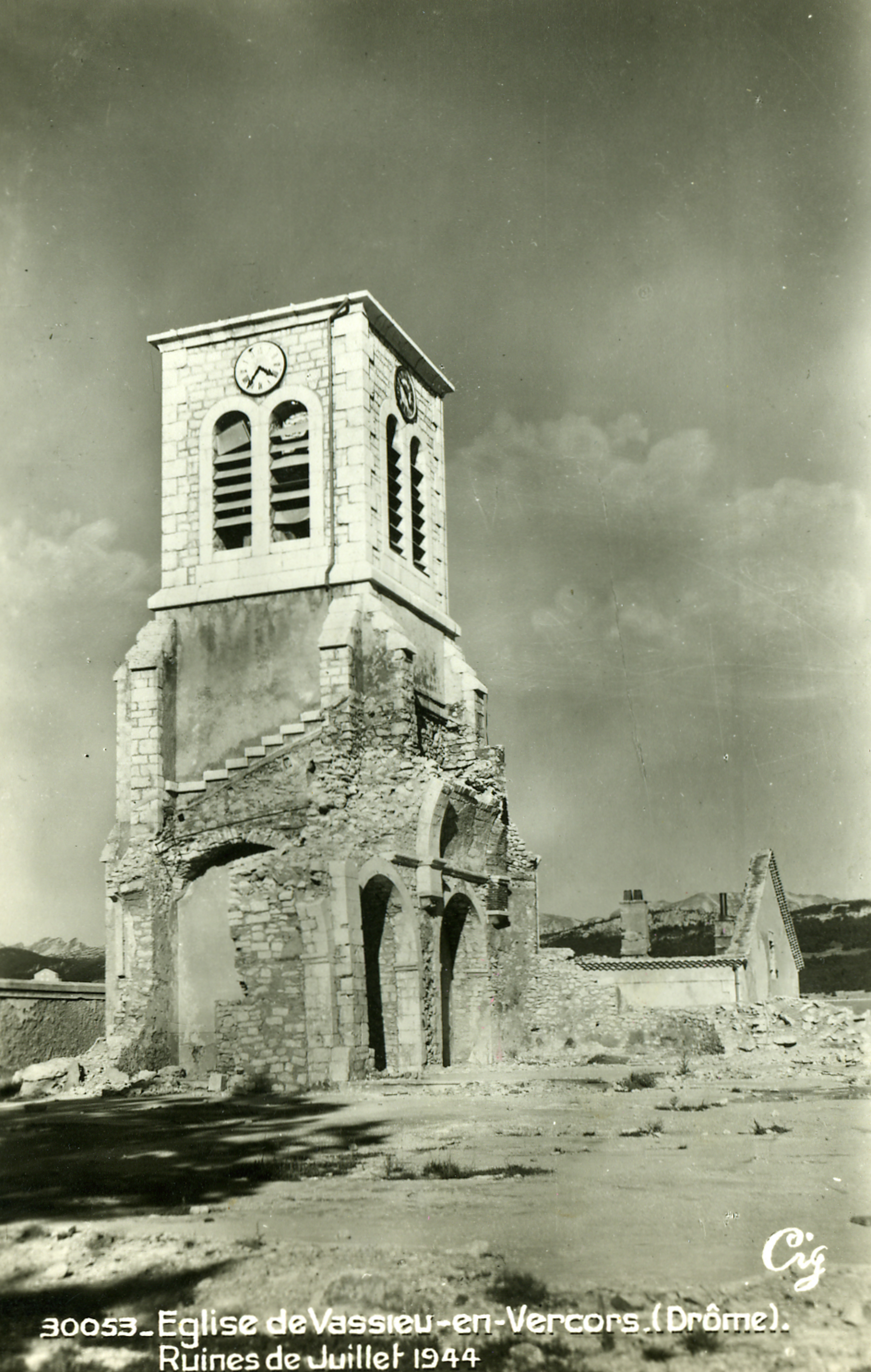 Eglise de Vassieux en Vercors après guerre