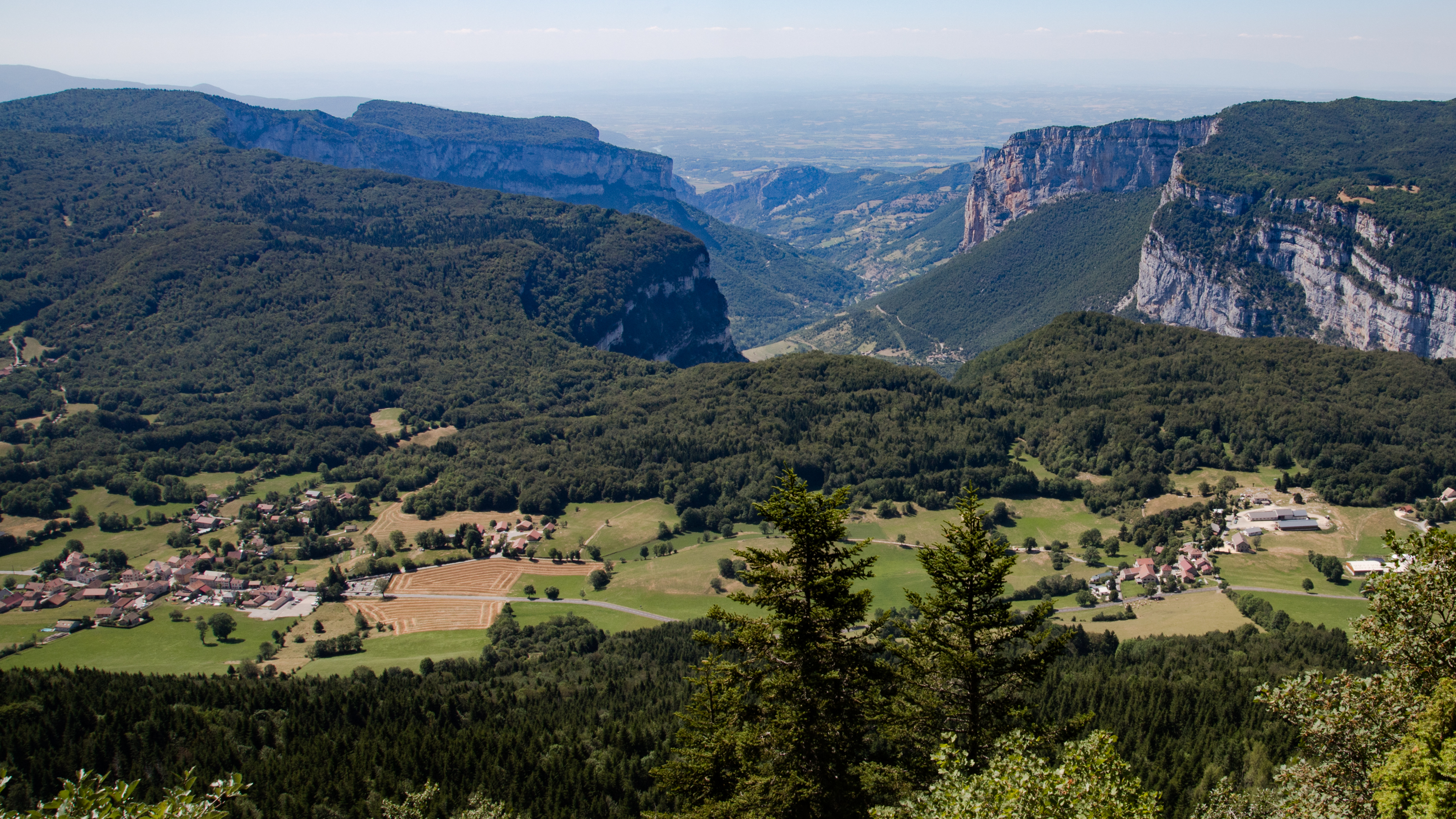 Vue sur Saint Julien en Vercors